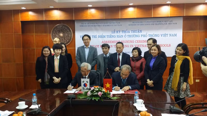 Enseignement de la langue coréenne dans les collèges vietnamiens ảnh 1