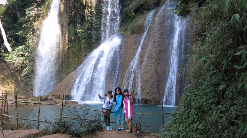 Dai Yem, des chutes d’eau magnifiques ảnh 1