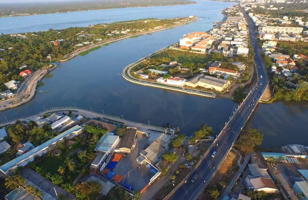 Vinh Long continue d’améliorer la qualité de sa main-d’œuvre ảnh 1 Vinh Long continue d’améliorer la qualité de sa main-d’œuvre ảnh 1