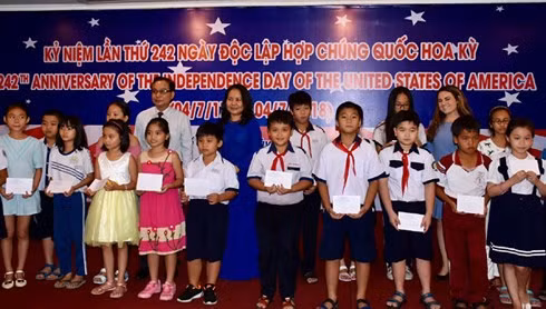 Célébration de la Fête nationale des Etats-Unis à Ho Chi Minh-Ville ảnh 1