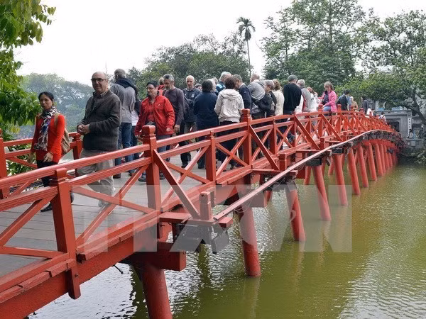 Grand succès de la campagne de promotion du tourisme de Hanoi sur CNN ảnh 1