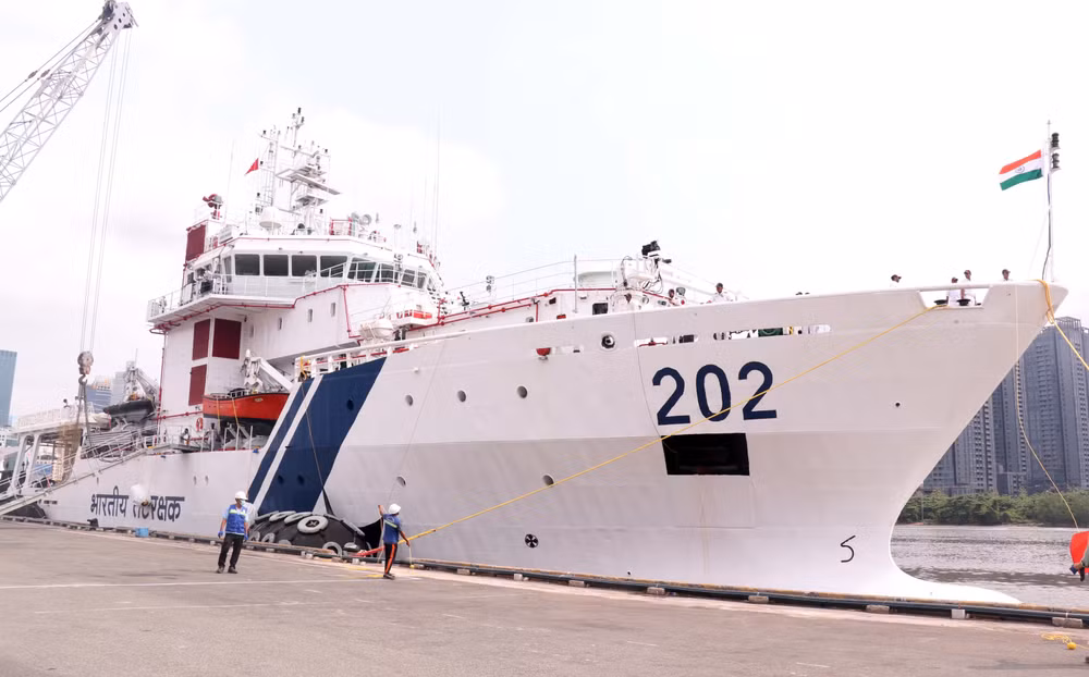 Le patrouilleur Samudra Paheredar de la Garde côtière indienne en visite à Hô Chi Minh-Ville ảnh 1 Le patrouilleur Samudra Paheredar de la Garde côtière indienne en visite à Hô Chi Minh-Ville ảnh 1