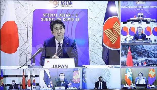 Le Japon salue l'importance de renforcer la coopération de l’ASEAN + 3 dans la lutte anti-COVID-19 ảnh 1
