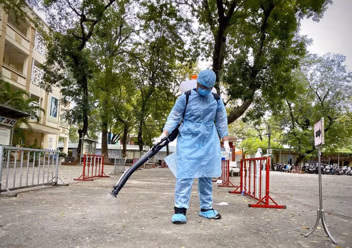 La presse indonésienne loue les mesures anti-COVID-19 efficaces du Vietnam ảnh 1 La presse indonésienne loue les mesures anti-COVID-19 efficaces du Vietnam ảnh 1
