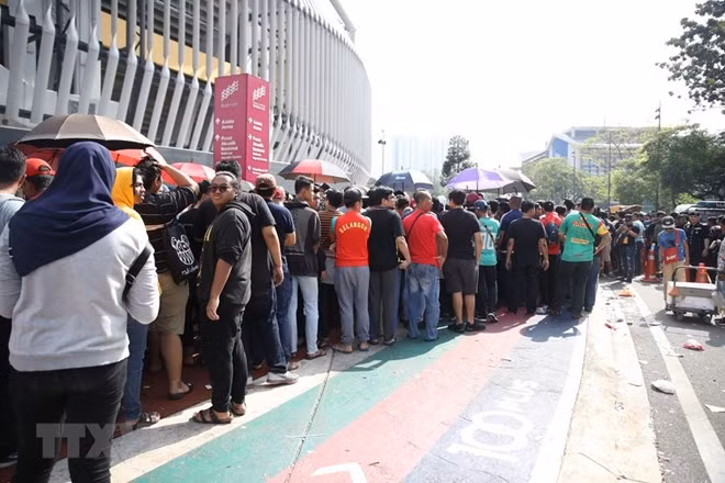 Lancement d’une autre ligne rouge avant la finale de l'AFF Suzuki Cup ảnh 1