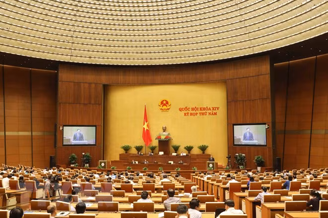 La 5e session de l’Assemblée nationale se poursuit ảnh 1