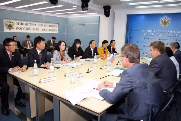 Le Vietnam cherche à resserrer les relations avec la Russie ảnh 1 Le Vietnam cherche à resserrer les relations avec la Russie ảnh 1