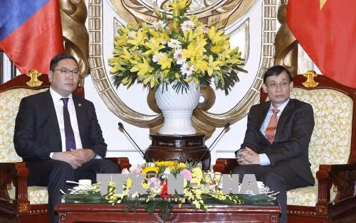 Vietnam et Mongolie intensifient leur coopération ảnh 1