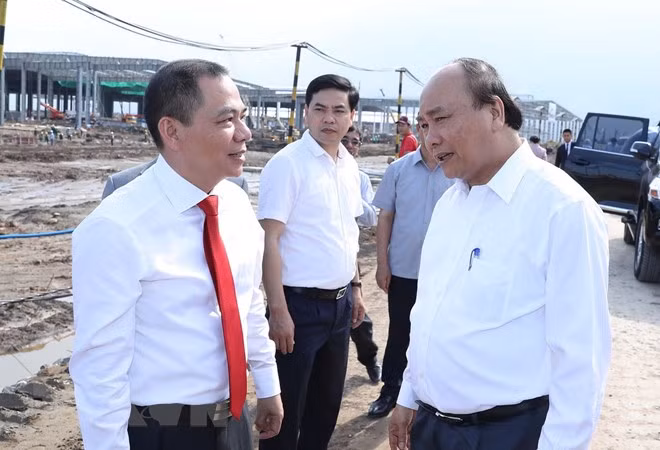 Bâtir une économie autonome, une grande orientation du Vietnam ảnh 1