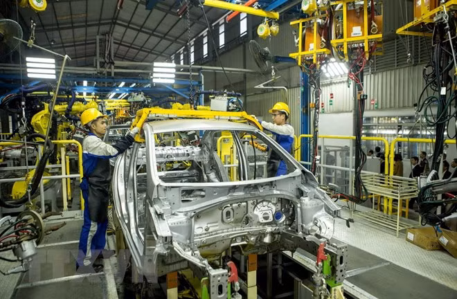 Colloque sur les industries auxiliaires de l’automobile ảnh 1