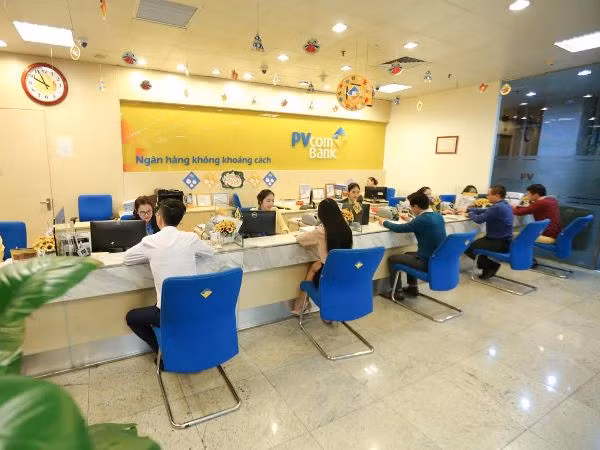 PVcomBank élue meilleure banque de financement du commerce au Vietnam en 2021 ảnh 1 PVcomBank élue meilleure banque de financement du commerce au Vietnam en 2021 ảnh 1