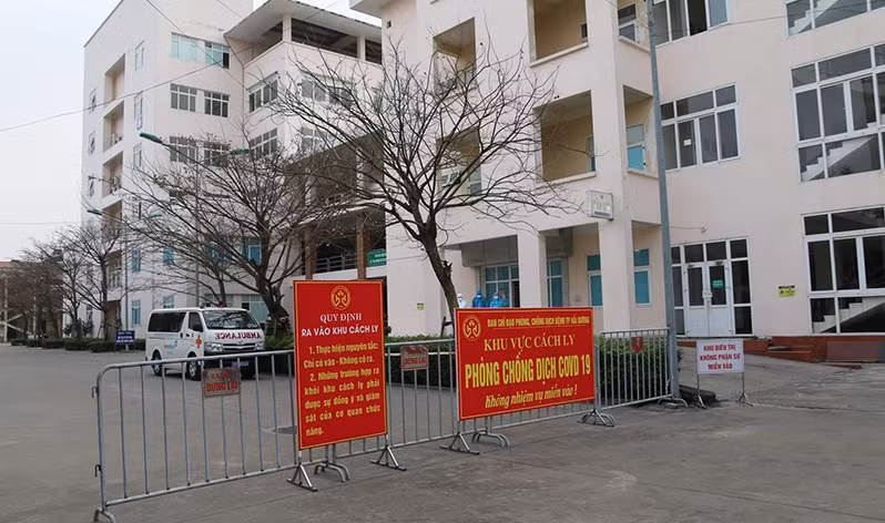 Hanoï met en quarantaine toutes les arrivées des localités impactées par le COVID-19 ảnh 1 Hanoï met en quarantaine toutes les arrivées des localités impactées par le COVID-19 ảnh 1