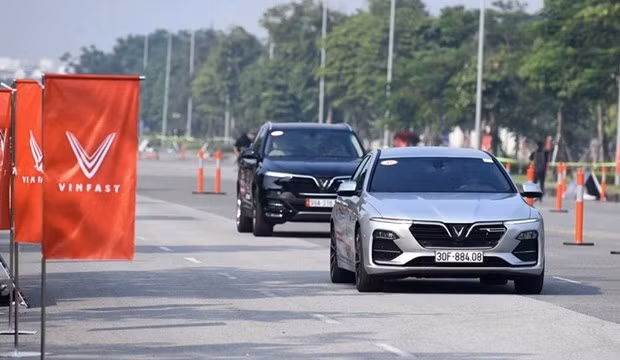 VinFast : 2.330 voitures vendues en mars ảnh 1