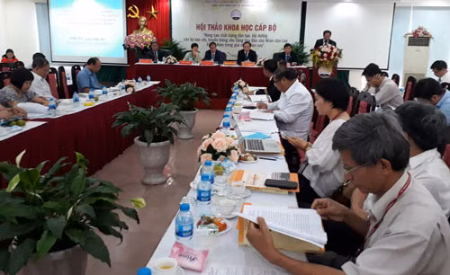 Séminaire sur la formation de cadres laotiens dans le secteur de la presse ảnh 1