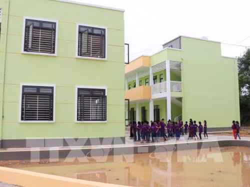 Inauguration d’une école financée par Samsung à Thai Nguyen ảnh 2