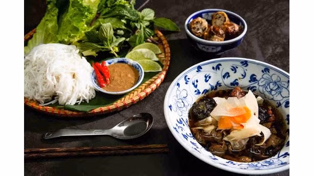 10 bons mets vietnamiens présentés sur le site web Thrillist ảnh 1