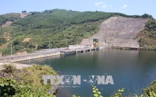 Le PM demande d’assurer la sécurité des lacs et des barrages ảnh 1