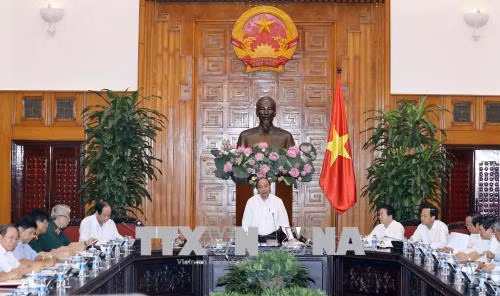 Efforts continus pour traiter les conséquences des engins explosifs et des produits chimiques ảnh 1