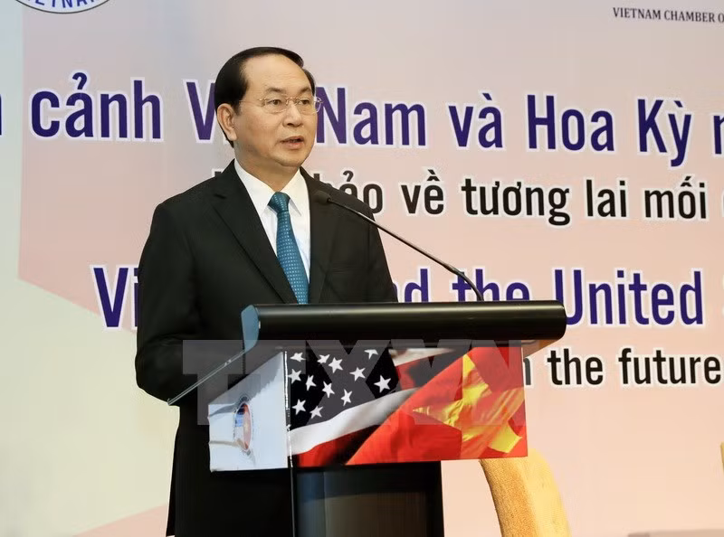 Le chef de l’Etat participe à un colloque sur les relations avec les Etats-Unis ảnh 1 Le chef de l’Etat participe à un colloque sur les relations avec les Etats-Unis ảnh 1