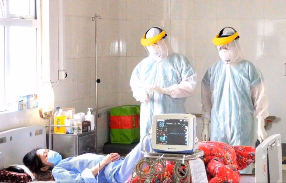 COVID-19 : quatre nouveau cas positifs au SARS-CoV-2 au Vietnam ảnh 1 COVID-19 : quatre nouveau cas positifs au SARS-CoV-2 au Vietnam ảnh 1