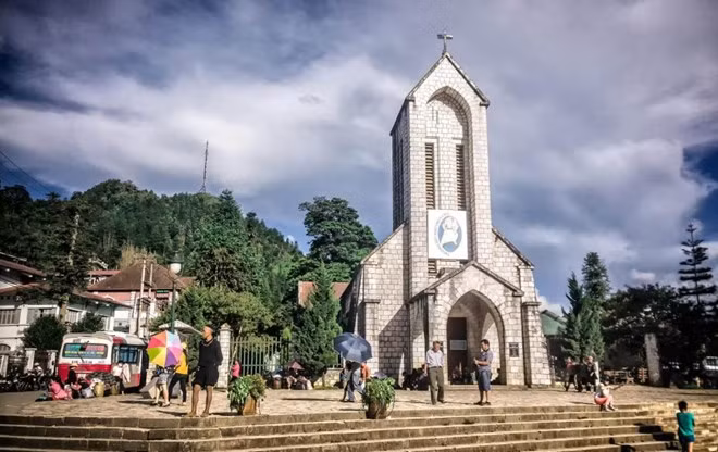 Lao Cai accueille près de 3 millions de touristes au premier semestre ảnh 1 Lao Cai accueille près de 3 millions de touristes au premier semestre ảnh 1