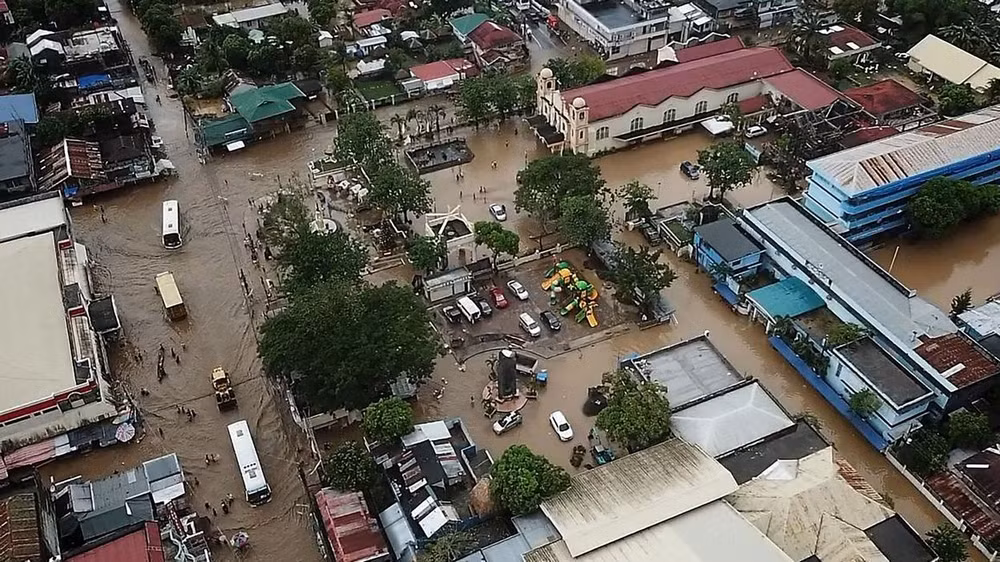 La tempête Usman fait 122 morts aux Philippines ảnh 1