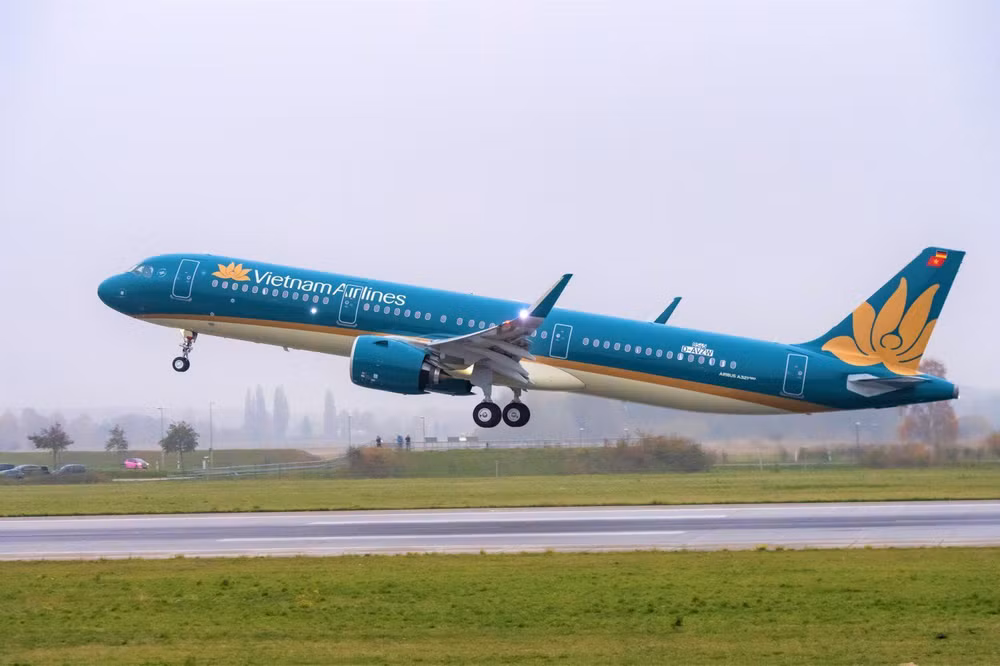 Vietnam Airlines va ouvrir deux lignes à Bali et à Phuket ảnh 1