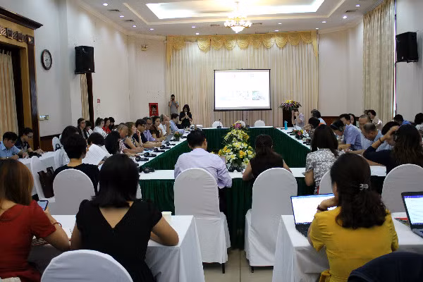 Colloque sur la pollution plastique au Vietnam ảnh 1 Colloque sur la pollution plastique au Vietnam ảnh 1