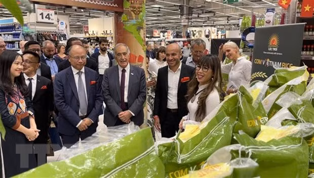 Pour le succès du riz vietnamien dans la conquête du marché français ảnh 1 Pour le succès du riz vietnamien dans la conquête du marché français ảnh 1