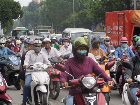 La pollution de l’air appelle à des mesures d’urgence ảnh 1