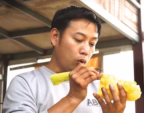 Duong Hoàng Thông, artiste sur bougies ảnh 1