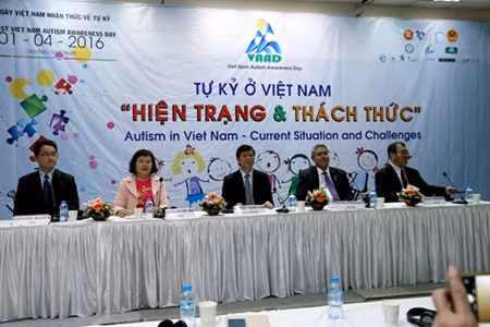 La journée mondiale de sensibilisation à l’autisme au Vietnam ảnh 2
