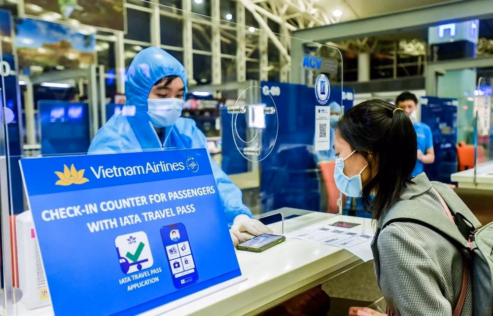 Travel Pass, un taux de vaccination anti-COVID-19 plus élevé permet au Vietnam de ... ảnh 1 Travel Pass, un taux de vaccination anti-COVID-19 plus élevé permet au Vietnam de ... ảnh 1