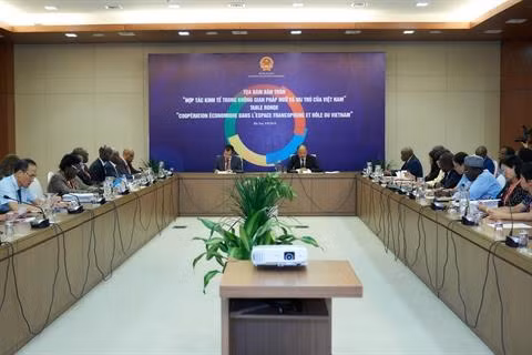 Renforcer les échanges économiques dans l'espace francophone ảnh 1