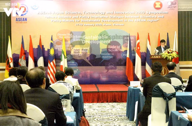 ASEAN : dialogue entre scientifiques et décideurs politiques pour le développement durable ảnh 1 ASEAN : dialogue entre scientifiques et décideurs politiques pour le développement durable ảnh 1