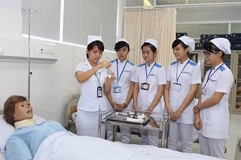 La nouvelle génération d’aides-soignants vietnamiens formés en Allemagne ảnh 1
