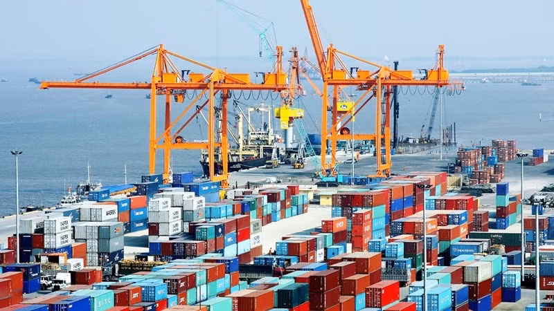 Excédent commercial de 16,99 milliards de dollars sur neuf mois ảnh 1