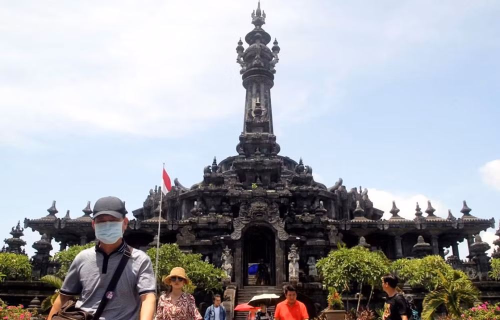 Indonésie: chute du nombre de touristes étrangers en raison du COVID-19 ảnh 1 Indonésie: chute du nombre de touristes étrangers en raison du COVID-19 ảnh 1