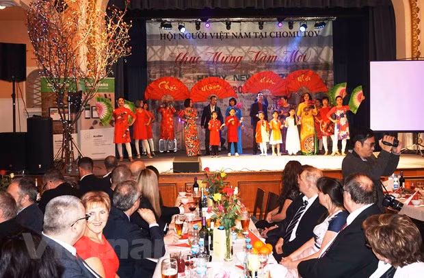 Le Têt traditionnel fêté en République tchèque ảnh 1 Le Têt traditionnel fêté en République tchèque ảnh 1