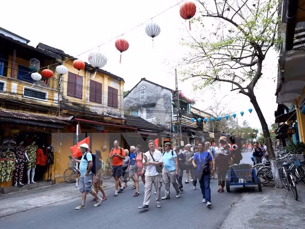 Le tourisme a marché fort au premier semestre ảnh 1 Le tourisme a marché fort au premier semestre ảnh 1