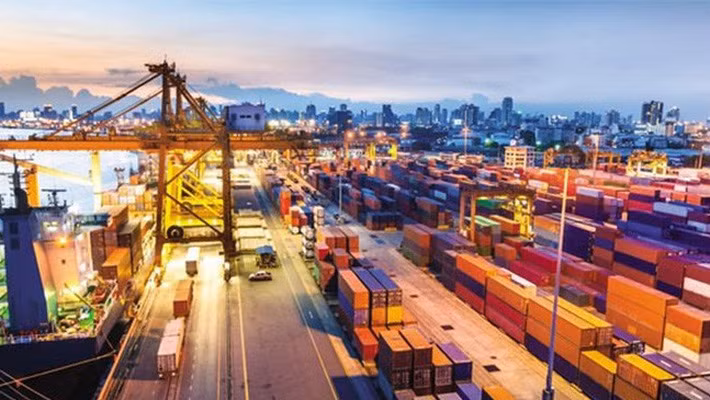 Vietnam: 2,7 milliards de dollars d’excédent commercial au 1er semestre ảnh 1