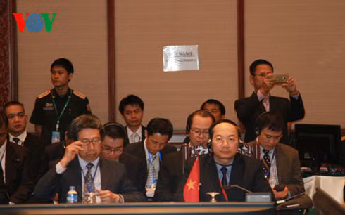 Réunion des hauts officiels de la défense de l’ASEAN à Vientiane ảnh 1