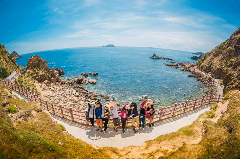 Phu Yen : Le nombre de touristes augmente malgré le COVID-19 ảnh 1