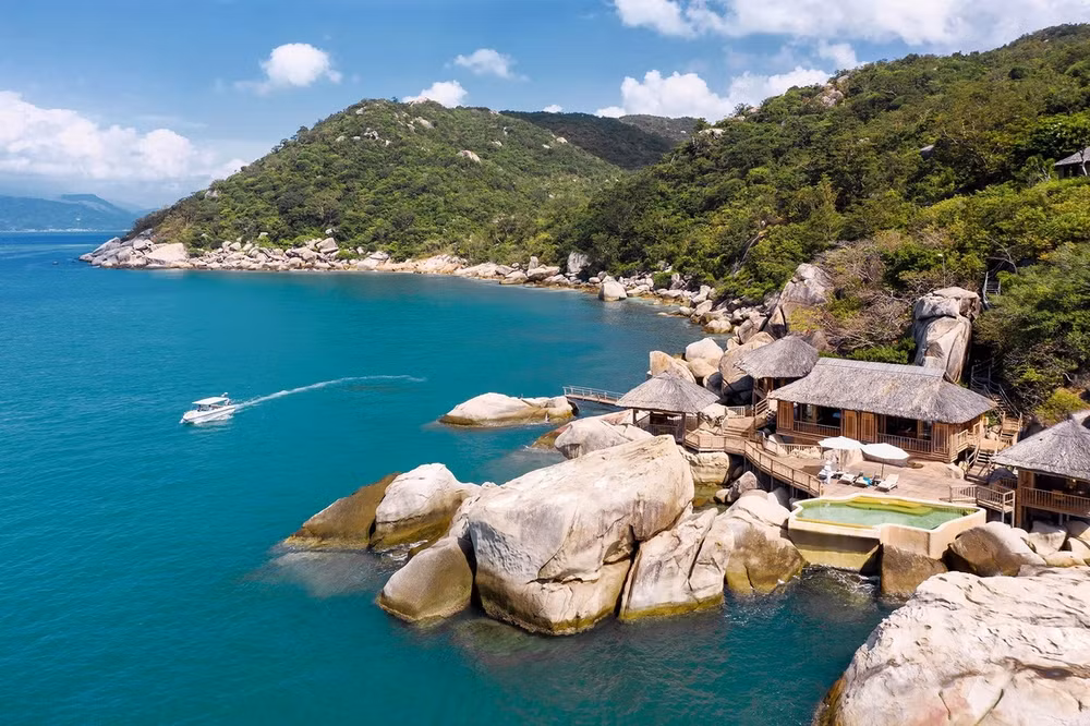Khanh Hoa cible cette année 3,2 millions de touristes ảnh 1 Khanh Hoa cible cette année 3,2 millions de touristes ảnh 1