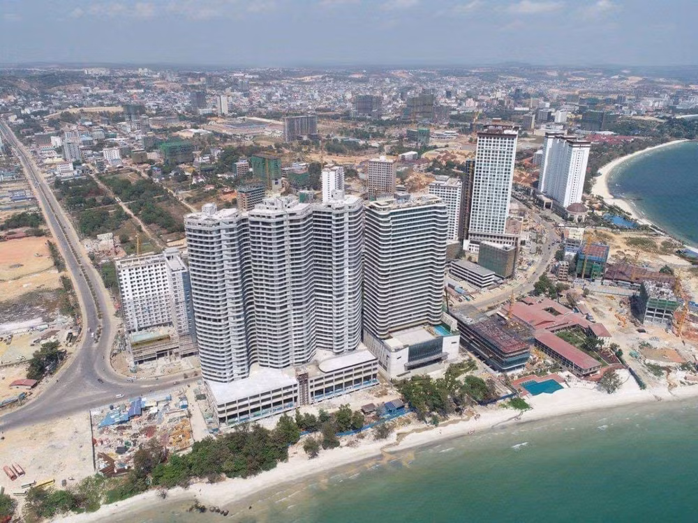 Cambodge : Preah Sihanouk attire plus de 7 milliards de dollars en construction depuis 4 ans ảnh 1