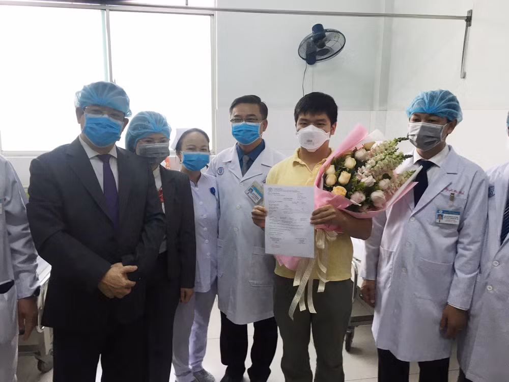 Partager l'expertise dans le traitement des patients infectés par le 2019-nCoV ảnh 1