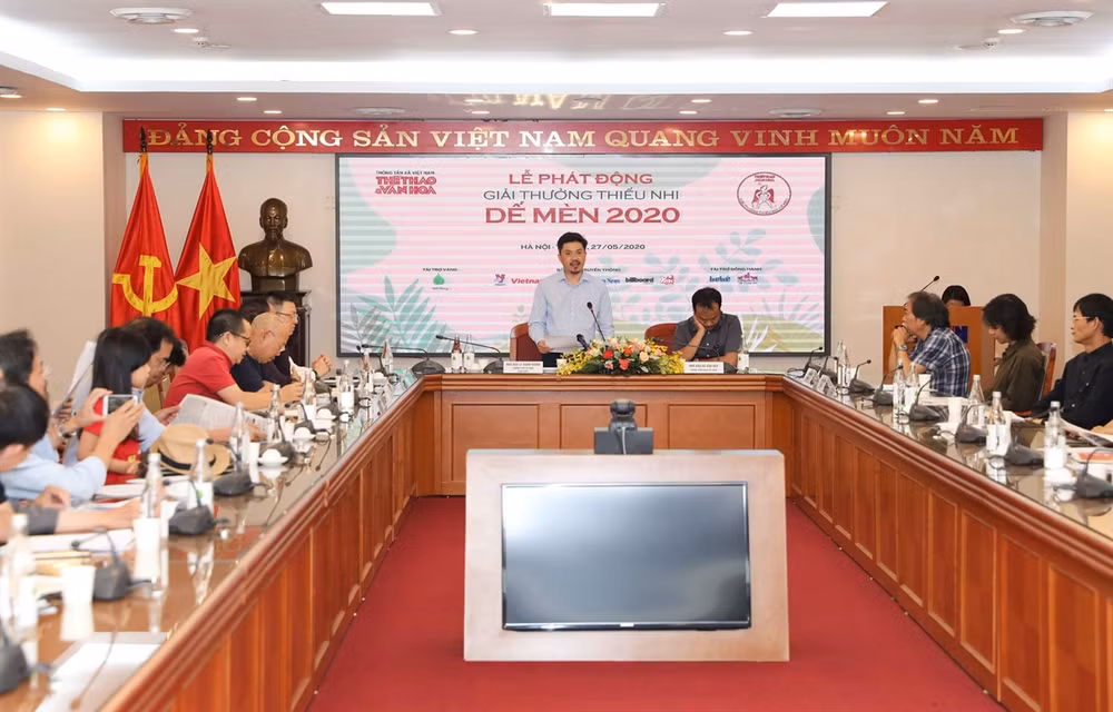 Lancement du Prix Dê mèn pour les enfants ảnh 1