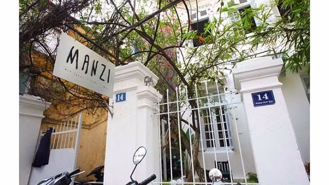 CNN Travel suggère 7 expériences nocturnes intéressantes à Hanoi ảnh 4
