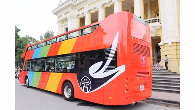Ouverture des lignes de bus à deux étages pour les touristes à Hanoï ảnh 1 Ouverture des lignes de bus à deux étages pour les touristes à Hanoï ảnh 1