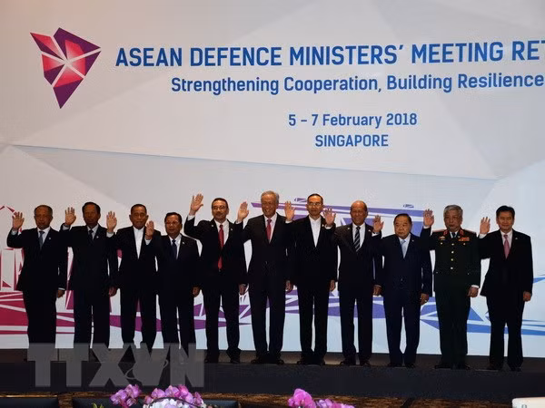 Défense : le Vietnam soutient les priorités de l’ASEAN en 2018 ảnh 1
